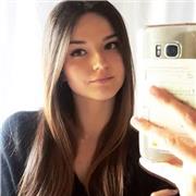 insegnante di materie umanistiche e scientifiche offre ripetizioni